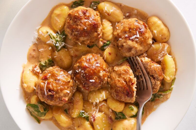 Slow-Cooker Tuscan Chicken Meatballs With Gnocchi